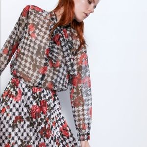 Zara set of pleated printed skirt with shirt